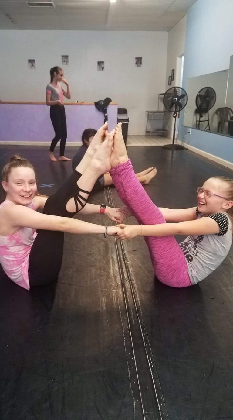 Strive Dance and Performing Arts 2 52947254 2165329753731154 253772381816881152 o 768x1382