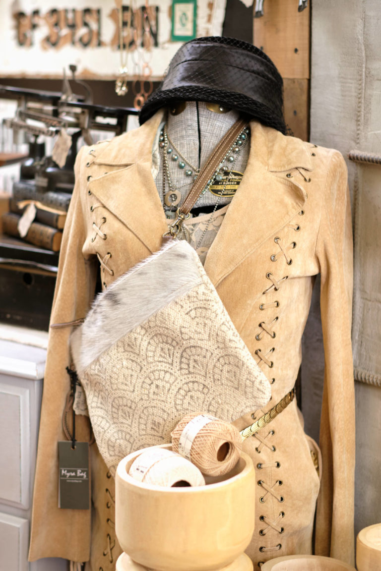 well worn dsf3986 768x1152