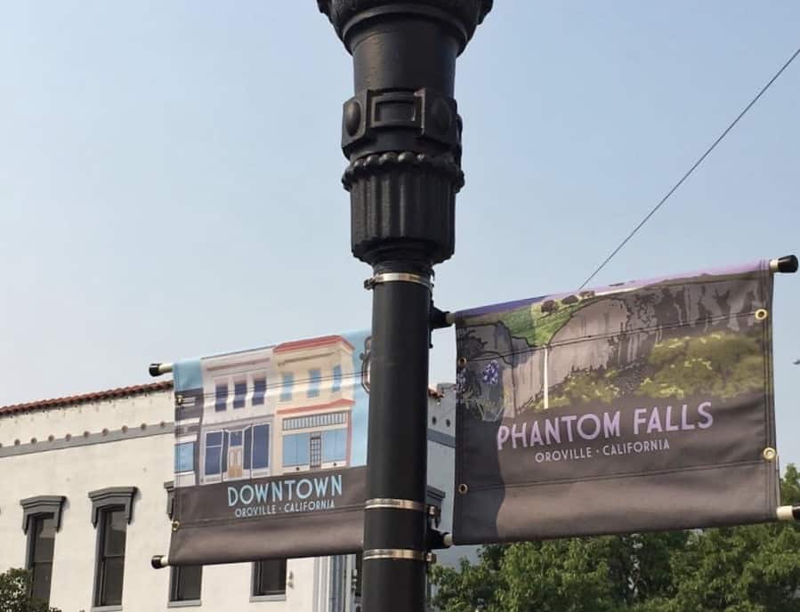 Downtown Oroville Light Pole Project 1 Flags use 1