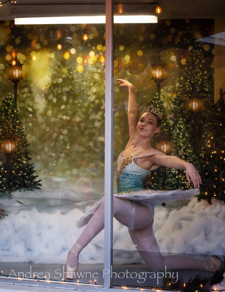 Christmas Preview ballet 768x994