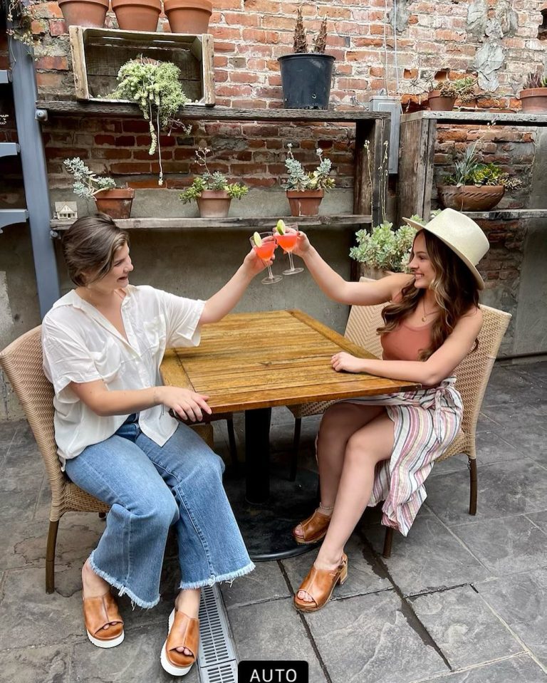 283573403 124191733616793 5408100774738927885 n 768x959