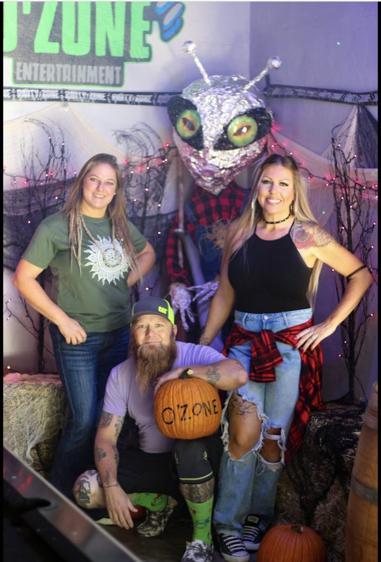 Ozon scarecrow constest  768x1132