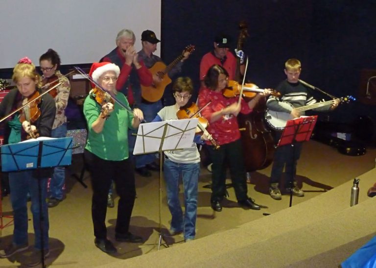 Old Time Fiddler's Association 3 christmas fidd2 orig 768x547