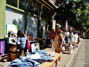 oroville mile long yard sale store 300x225