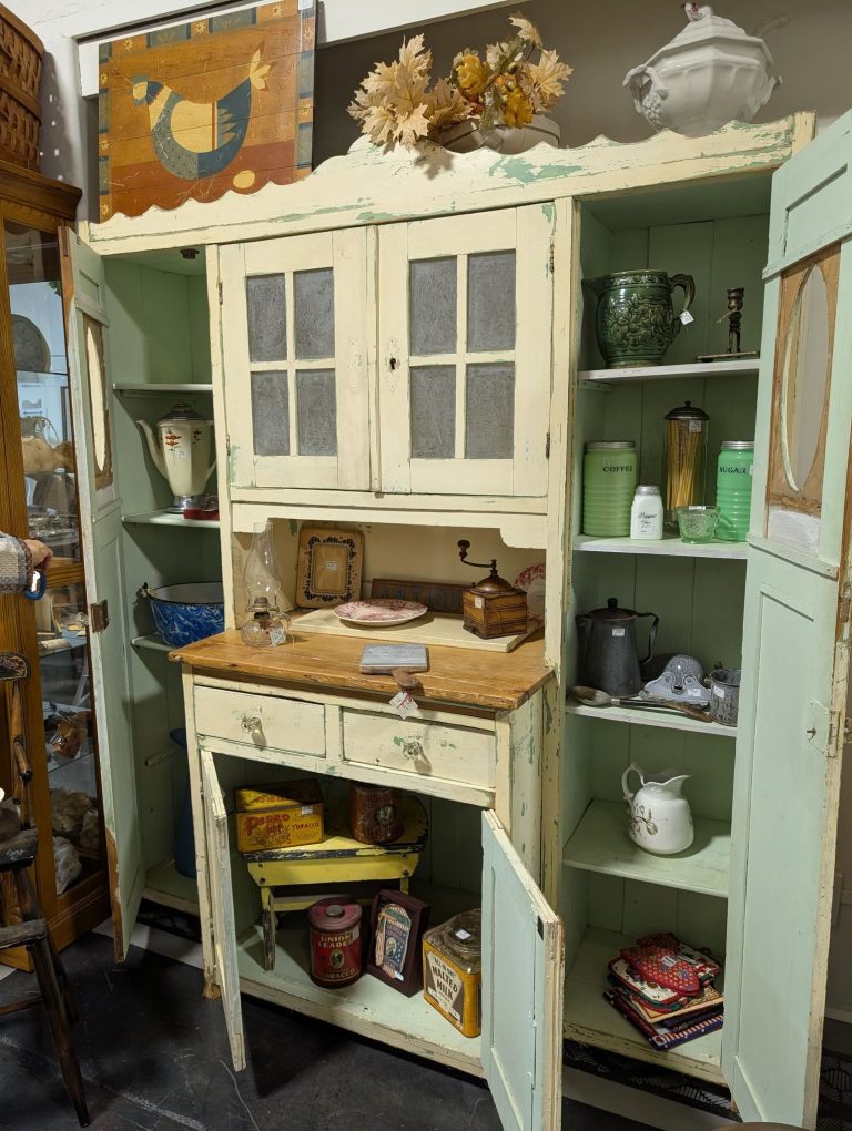 472069977 10233755102198416 5993980980125340882 n 768x1020